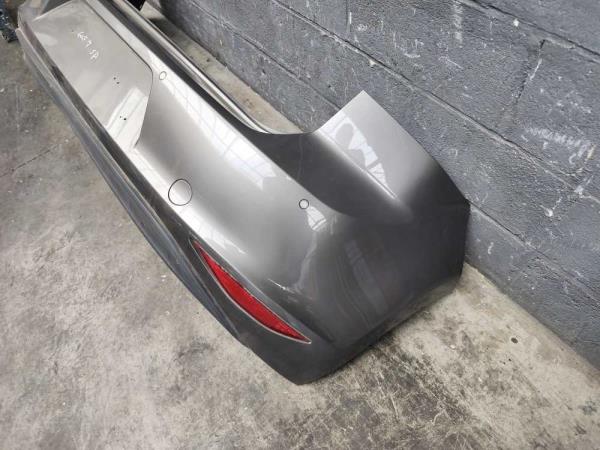 PARE CHOC ARRIERE VW - Vue 6